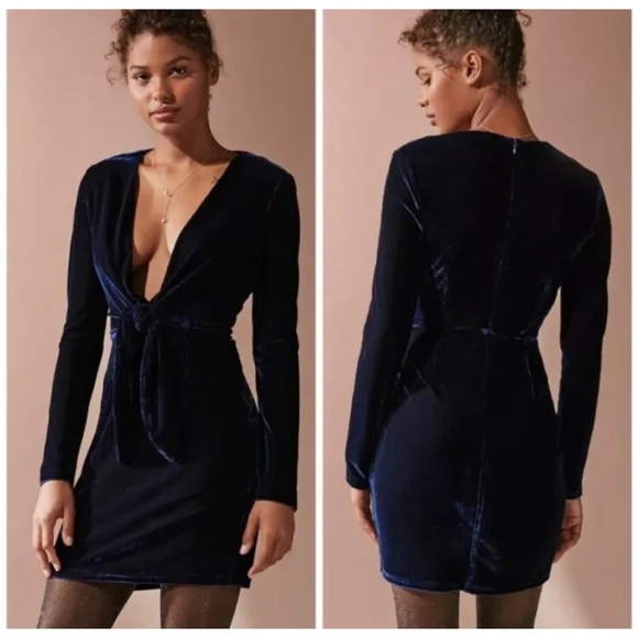 MINKPINK Gorgeous Deep Blue VELVET Dress w/ front tie 💙 NWOT - Picture 2 of 6